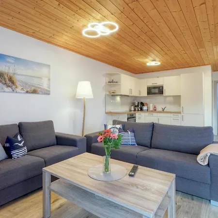 41 Holiday home *